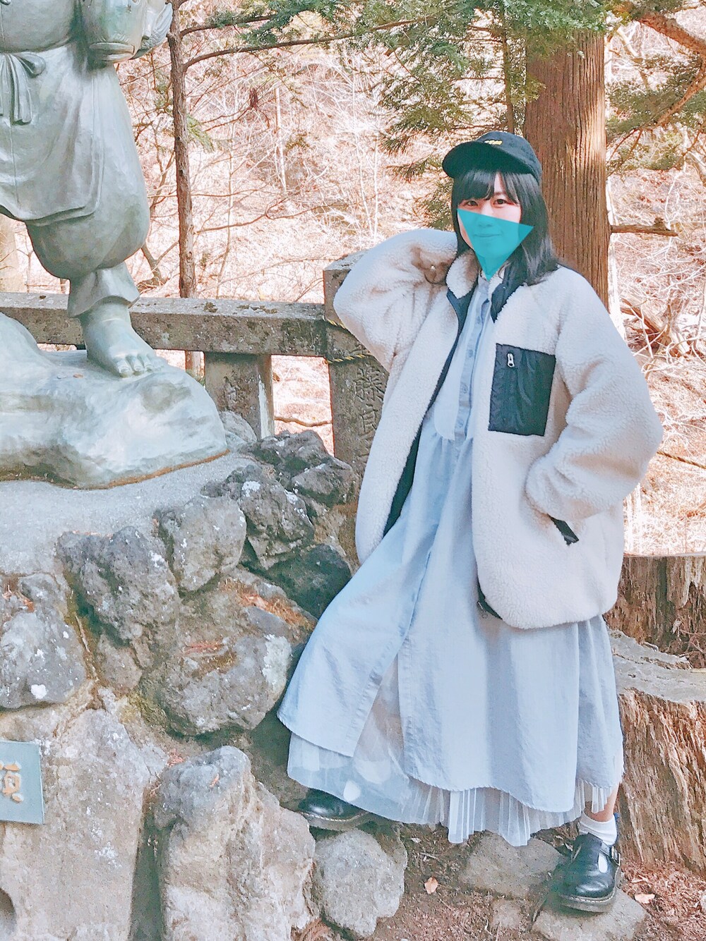 「パジャマファッション、ボアブルゾン、シャツワンピース」｜「chuuのアイテム（ブルゾン、ホワイト系）」を使った、あかなさん（レディース・158cm）の冬コーディネートの1枚目の写真