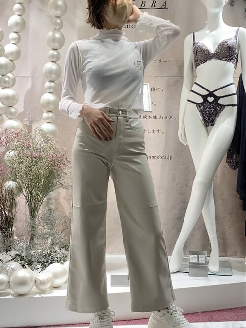 再入荷【モデル着用　ANNEBRA Charisma 2 】 アンブラ アンブラ ANNEBRA Charisma 2 デコルテレース ブラジャー BCDEFG