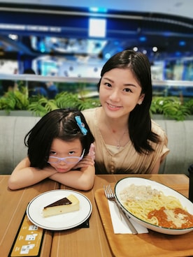 Kelly Tamさんのコーディネート