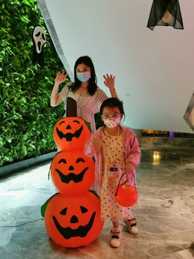 Kelly Tamさんのコーディネート