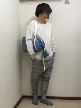 「sneeuw（スニュウ）のアイテム」を使った、フリスタさん（メンズ・173cm）の冬コーディネート