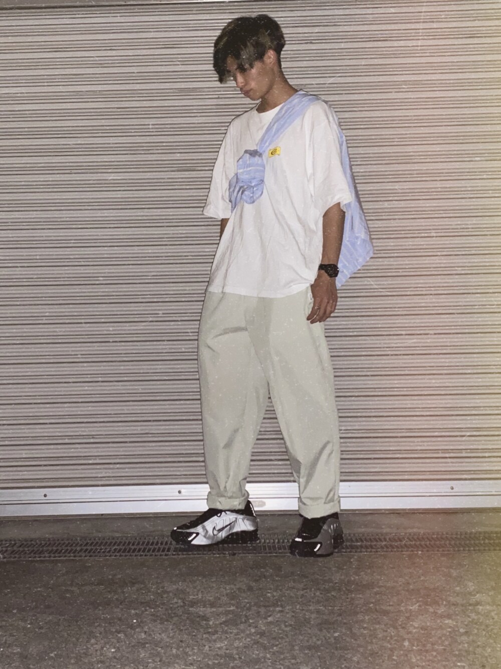 「夏コーデ、たすき掛け、シンプルコーデ、低身長、おしゃれさんと繋がりたい」｜「JOURNAL STANDARDのアイテム（パンツ、グリーン系）」を使った、てっぺーさん（メンズ・167cm）の夏コーディネートの1枚目の写真