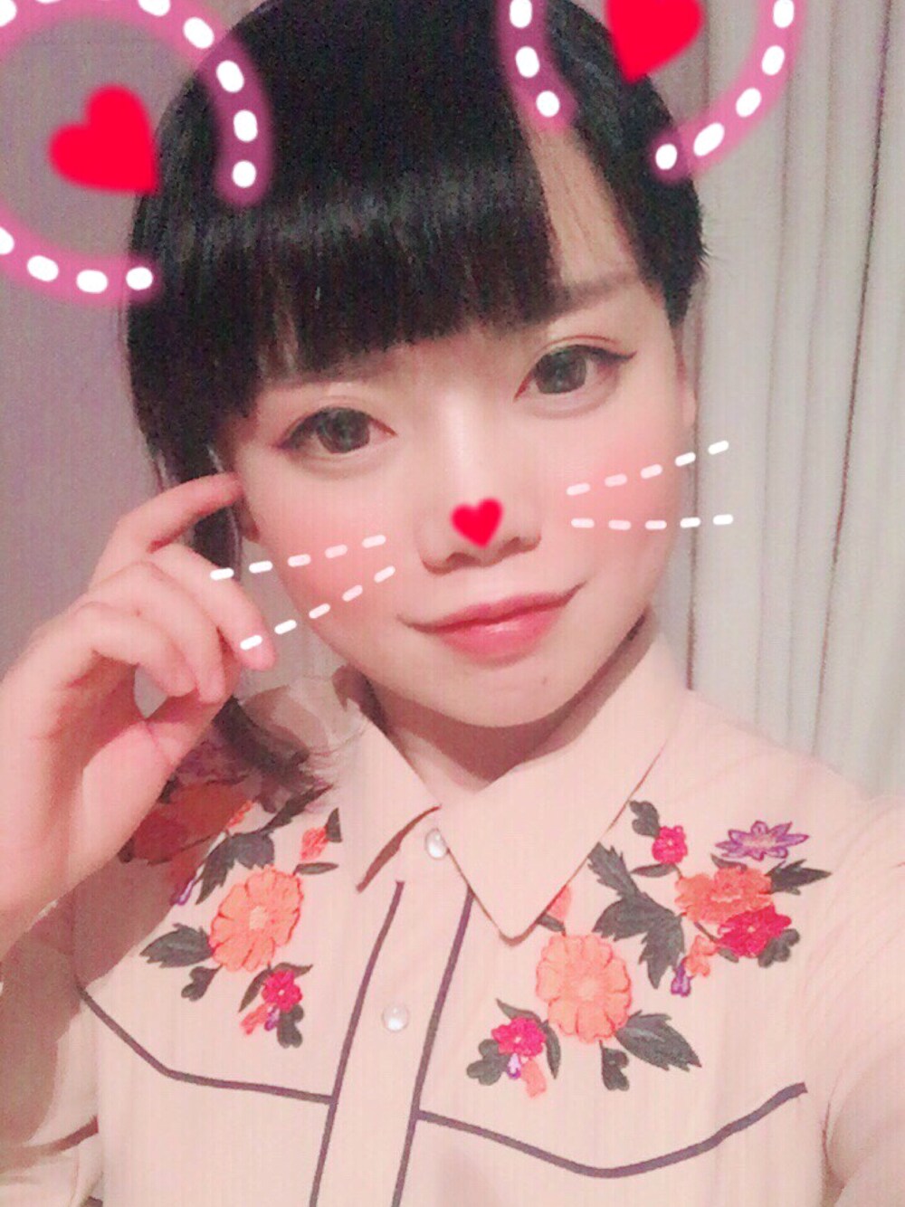 「jouetieのアイテム（シャツワンピース、ブラウン系）」を使った、machiさん（レディース・166cm）の春コーディネートの1枚目の写真