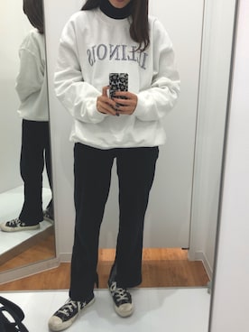 「アイテム（ソックス/靴下、グリーン系）」を使った、m .さん（レディース・160cm）の冬コーディネート