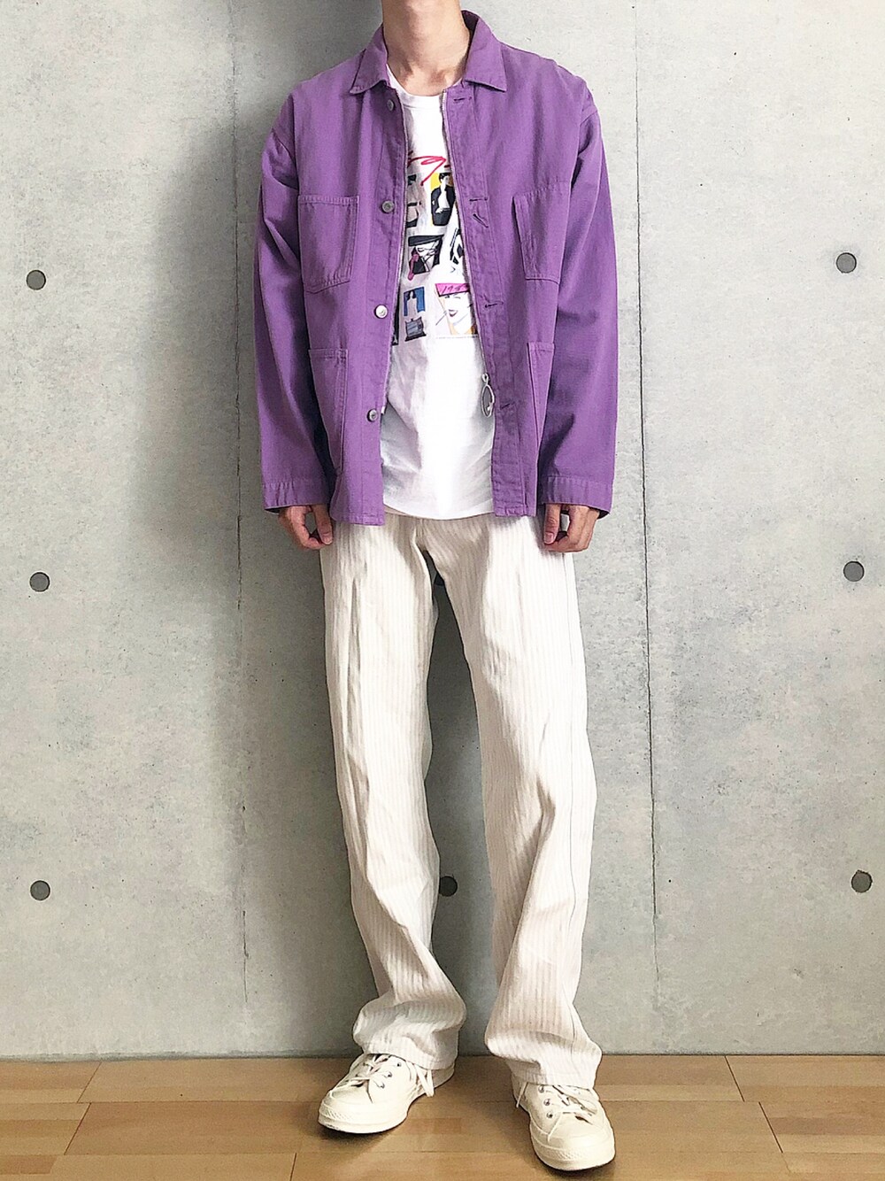 「シンプルコーデ、ジャケット、リングジップ、デニム、スニーカー、カジュアルコーデ、古着、おしゃれさんと繋がりたい、neonsign、COMME des GARCONS」｜「PLAY COMME des GARCONSのアイテム（スニーカー、ベージュ系）」を使った、totoさん（メンズ・173cm）の秋コーディネートの1枚目の写真