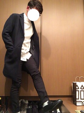 「koe（コエ）のアイテム（チェスターコート）」を使った、れいさん（メンズ・170cm）の春コーディネート