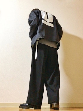 「部屋撮り」｜「アイテム（カバーオール）」を使った、Senaさん（メンズ・172cm）の春コーディネート