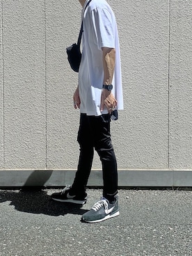 「JohnUNDERCOVER（ジョンアンダーカバー）のアイテム（パンツ）」を使った、Senaさん（メンズ・173cm）の夏コーディネート