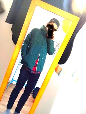 「zozoデニム」｜「アイテム（マウンテンパーカー）」を使った、T.J.Yさん（メンズ・168cm）の冬コーディネート