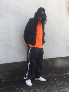 「FUCKING AWESOME（ファッキングオーサム）のアイテム」を使った、eat_cameさん（メンズ・180cm）の春コーディネート