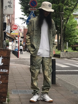 「VINTAGE（ヴィンテージ）のアイテム（カーゴパンツ）」を使った、eat_cameさん（メンズ・180cm）の春コーディネート