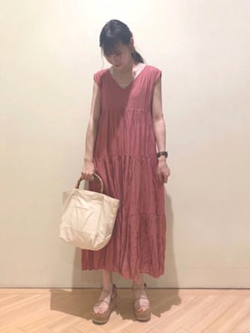 「Daniel Wellington（ダニエルウェリントン）の【Daniel Wellington】レザーバンド３６ＭＭ（アナログ腕時計）」を使った、akane otsuさん（レディース・160cm）の夏コーディネート