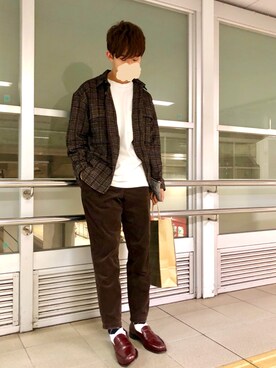 「アイテム（ローファー）」を使った、でいきさん（メンズ・174cm・10代）の秋コーディネート