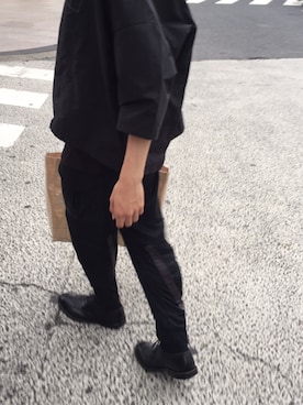 「Alexander McQueen（アレキサンダーマックイーン）のアイテム（パンツ）」を使った、染みるさん（メンズ・174cm）の夏コーディネート