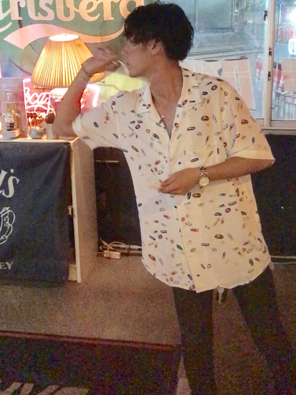 「supreme」｜「Supreme のアイテム（シャツ/ブラウス、ホワイト系）」を使った、Yさん（メンズ・169cm）の夏コーディネートの1枚目の写真
