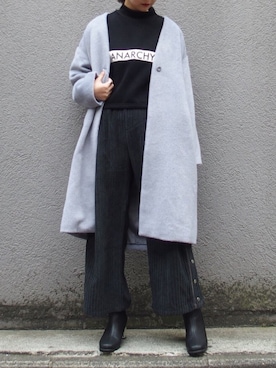 「スリットパンツ」｜「アイテム（チェスターコート）」を使った、TOMOMIさん（レディース・168cm）の冬コーディネート