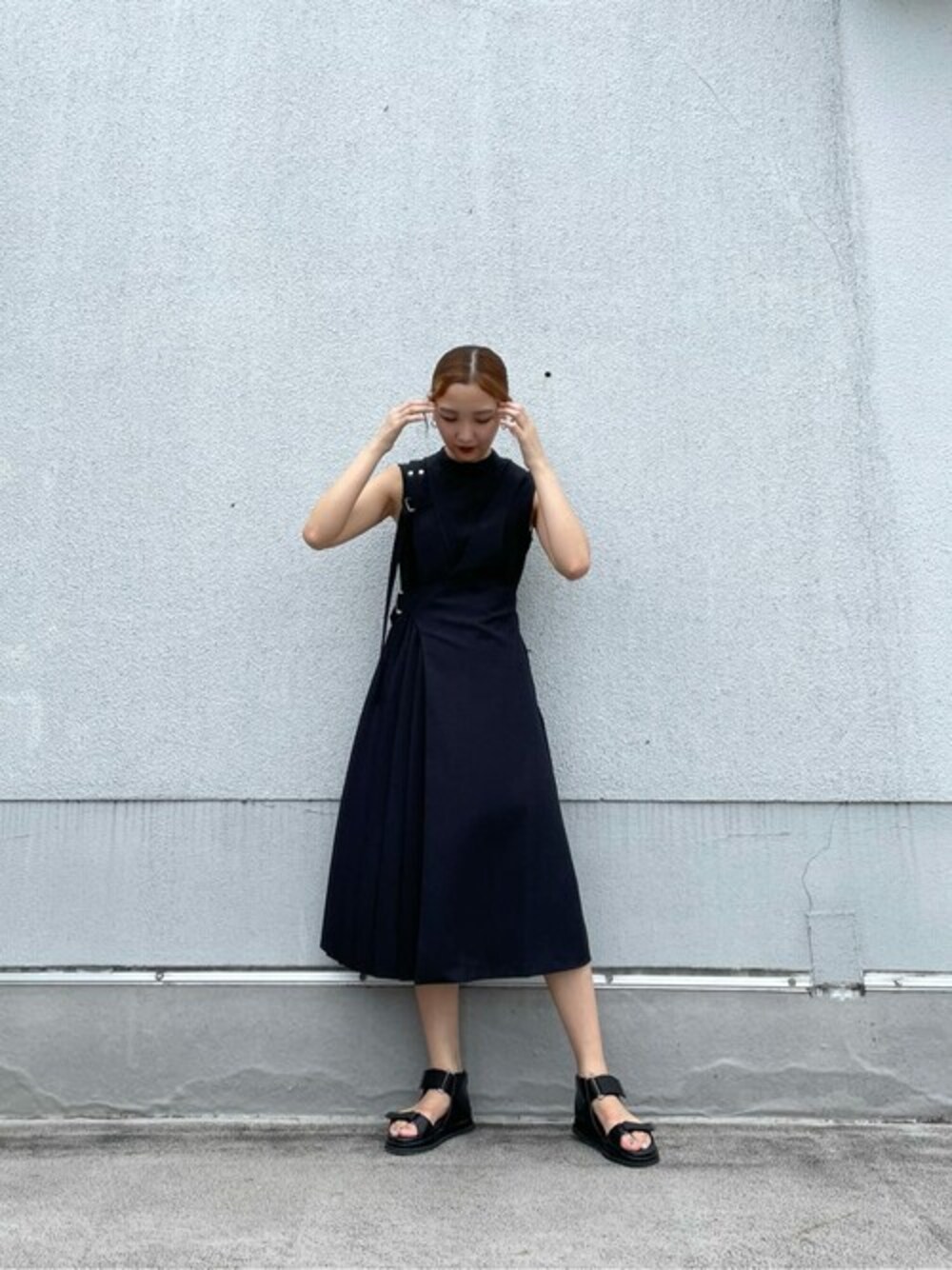 アシンメクロスレイヤードワンピース アシメクロス リネンライク レイヤードワンピースを使った人気