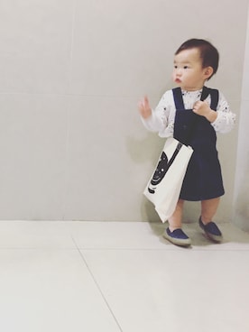 「MUJI Labo（ムジラボ）のアイテム（ワンピース、ブルー系）」を使った、Hallie.Hさん（キッズ）の冬コーディネート