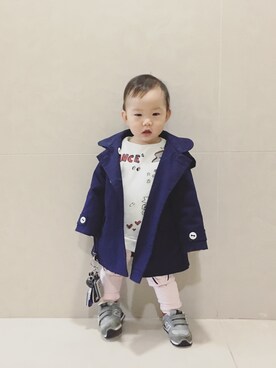 「jacadiのアイテム（ジャケット/アウター、ブルー系）」を使った、Hallie.Hさん（キッズ）の冬コーディネート