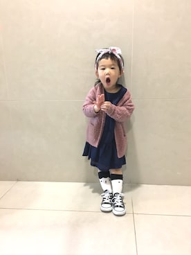 「TOMMY HILFIGER（トミーヒルフィガー）のアイテム（ワンピース/ドレス）」を使った、Hallie.Hさん（キッズ・90cm）の冬コーディネート