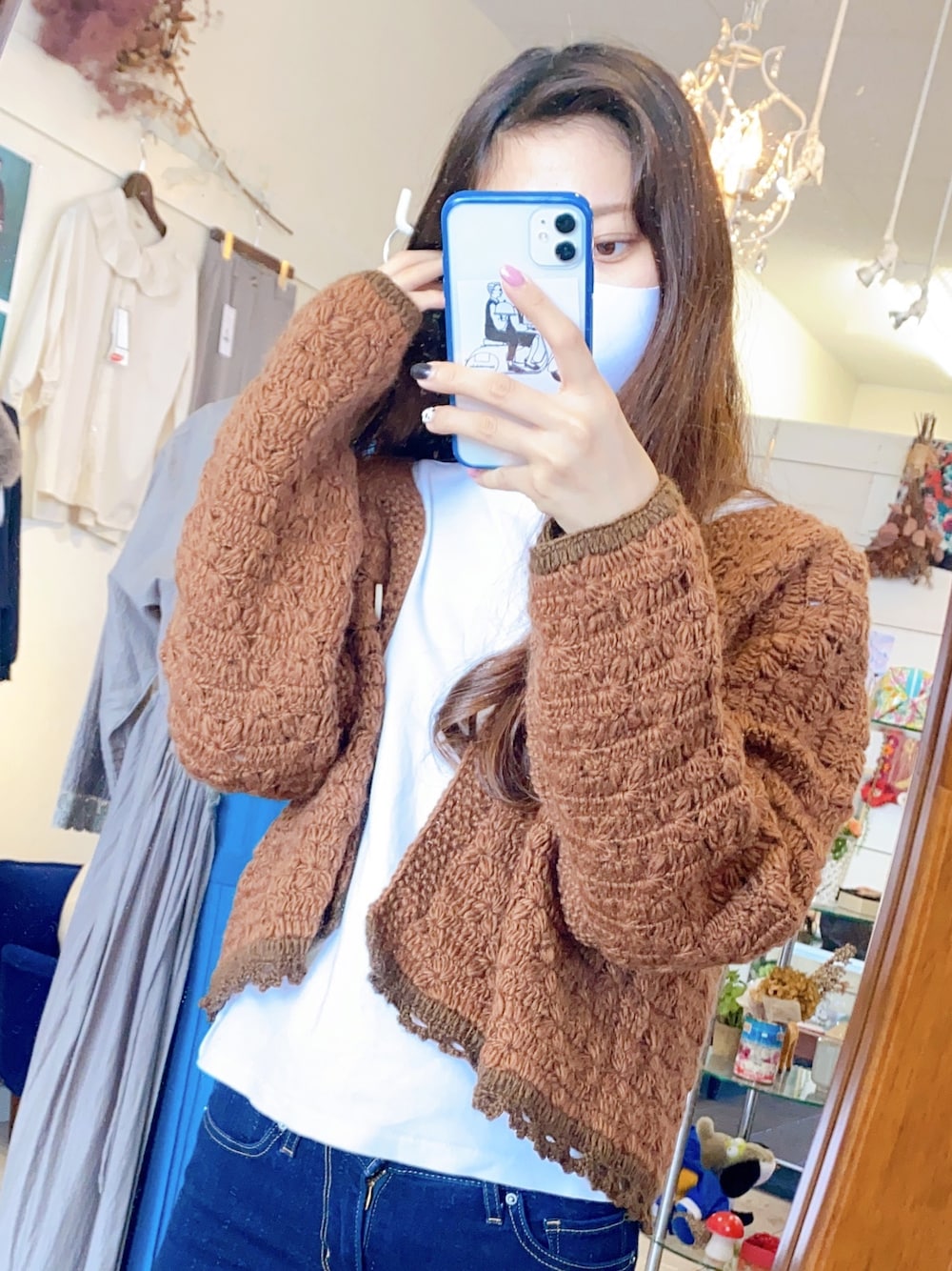 「秋のマイ旬スタイル、秋コーデ、カーディガン、ニット、茶色、つい、買ってしまった。、大好きなお店、尊敬するアパレル店員、のだめかわいい、明日も仕事」｜「chambre de charmeのcdc ネパールハンドニット かぎ針カーディガン（カーディガン/ボレロ、ブラウン系）」を使った、satoさん（レディース・162cm）の秋コーディネートの1枚目の写真