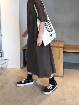 「ALLUMER（アリュメール）のアイテム（ワンピース/ドレス）」を使った、にしむら ゆきさん（レディース・158cm）の秋コーディネート