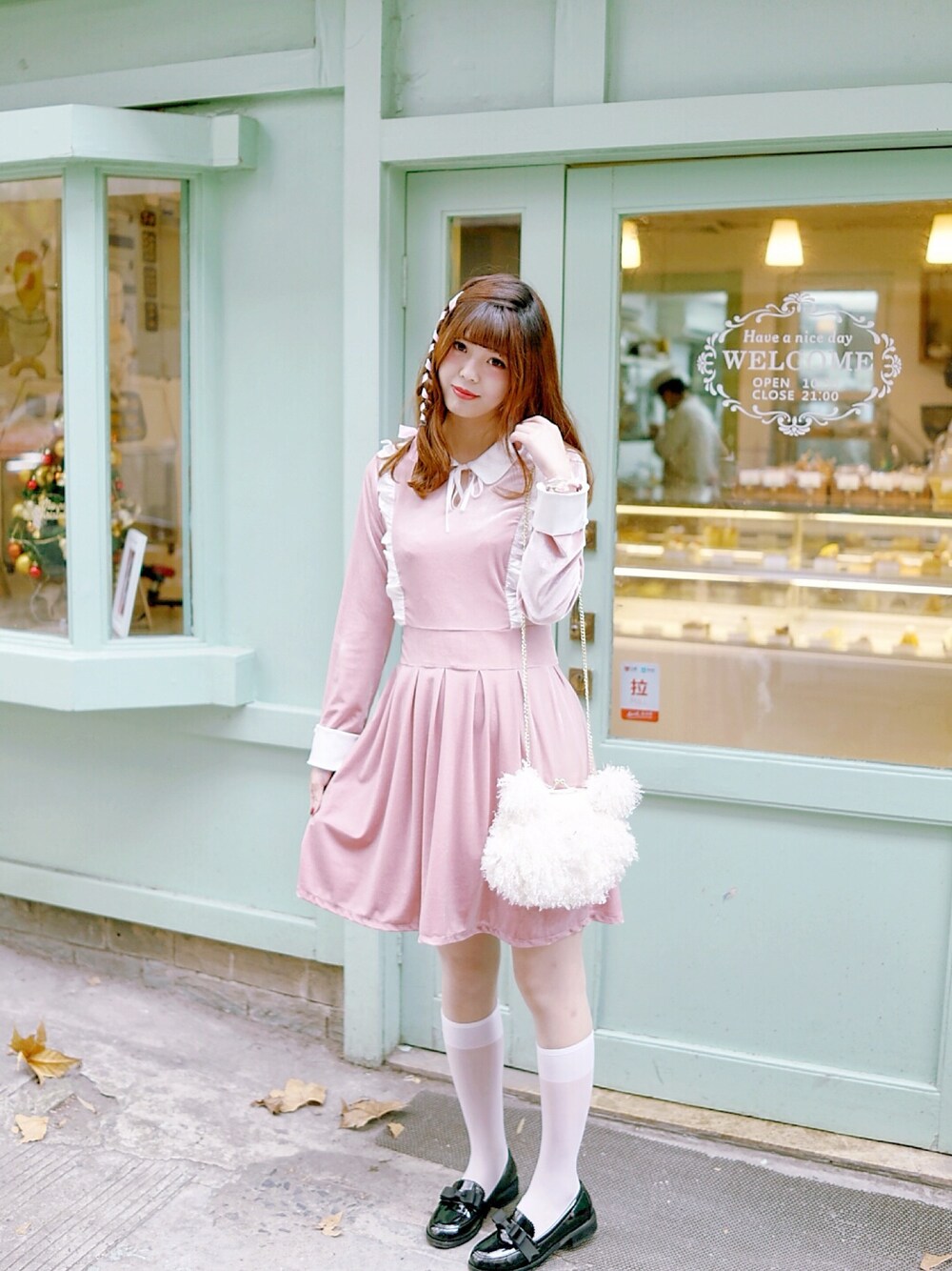 「Hello Cocoaのアイテム（ワンピース、ピンク系）」を使った、_小白菜さん（レディース・165cm）の冬コーディネートの1枚目の写真