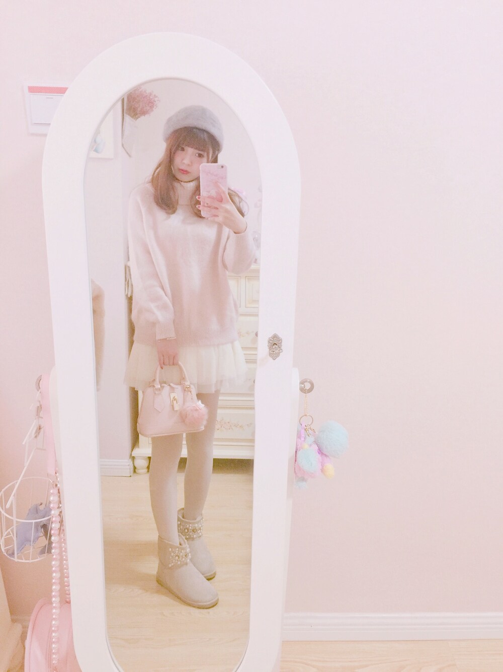 「SNIDELのアイテム（ニット/セーター、ピンク系）」を使った、_小白菜さん（レディース・165cm）の冬コーディネートの1枚目の写真