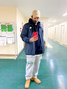 「スエット」｜「アイテム（ナイロンジャケット）」を使った、johさん（メンズ・170cm）の冬コーディネート