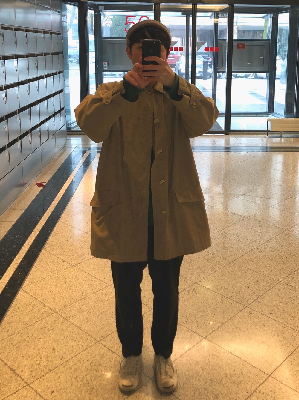 「Johnbull Private laboのカジュアルパンツ（その他パンツ、ブラック系）」を使った、tkbさん（メンズ・170cm）の冬コーディネートの1枚目の写真