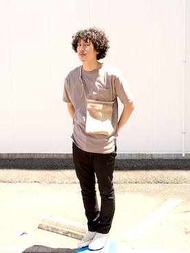 「nonnative（ノンネイティブ）のアイテム（バッグ）」を使った、k.yさん（メンズ・173cm）の春コーディネート