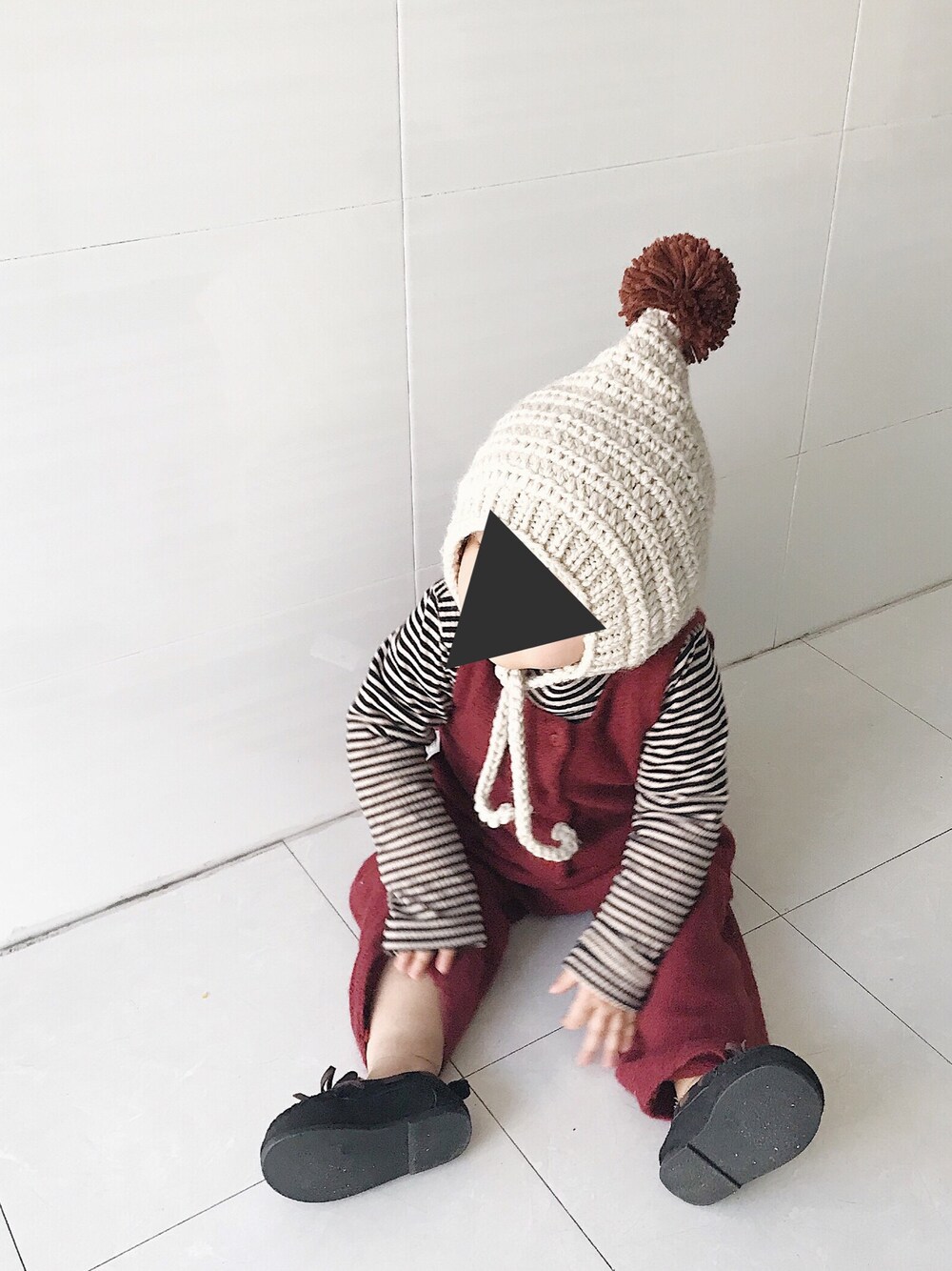 「ZARA KIDSのアイテム（つなぎ/オールインワン、レッド系）」を使った、屁小桃桃桃さん（キッズ・80cm）の冬コーディネートの1枚目の写真