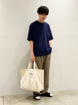 「LACOSTE（ラコステ）の【別注】 ＜LACOSTE（ラコステ）＞ 1TONE TEE/Tシャツ（Tシャツ/カットソー、ブルー系）」を使った、Shouichi Yokoyamaさん（メンズ・178cm）の春コーディネート