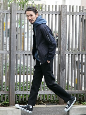 「URBAN RESEARCH（アーバンリサーチ）のアイテム（MA-1）」を使った、otsukiさん（メンズ・184cm）の春コーディネート