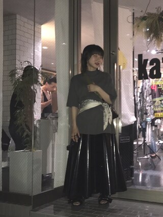N°21（ヌメロ ヴェントゥーノ）の「N゜21×Kartell [ヌメロ