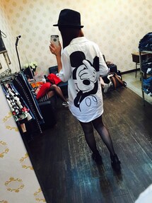 正韓 | 前面是素面，後面是可愛造型米奇哥

(シャツ/ブラウス)