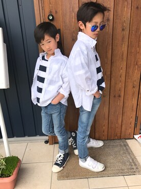 「H&M（エイチ・アンド・エム）のアイテム（シャツ/ブラウス、ホワイト系）」を使った、ATSU-TAIさん（キッズ・125cm）の春コーディネート