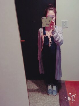 「ROXY（ロキシー）のアイテム（スニーカー）」を使った、shiroさん（レディース・151cm）の春コーディネート