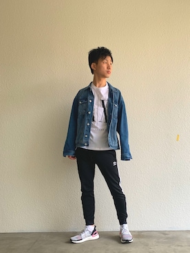 「ARMANI EXCHANGE（アルマーニエクスチェンジ）のアイテム（デニムジャケット）」を使った、ゆうだいさん（メンズ・174cm）の春コーディネート