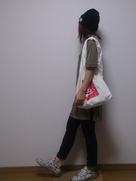 「Honeys（ハニーズ）のアイテム（エコバッグ/サブバッグ）」を使った、maruさん（レディース・154cm）の秋コーディネート