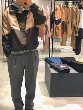 「ストリートカジュアル」｜「アイテム（マウンテンパーカー）」を使った、やなぎのしゅんぼさん（メンズ・176cm）の春コーディネート