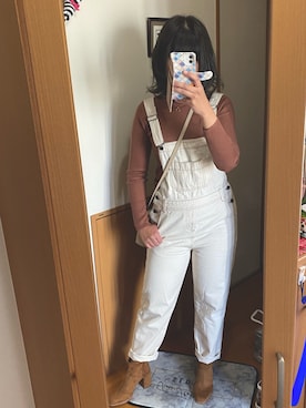 「ホワイトパンツ」｜「アイテム（サロペット/オーバーオール）」を使った、pu♡さん（レディース・164cm）の冬コーディネート