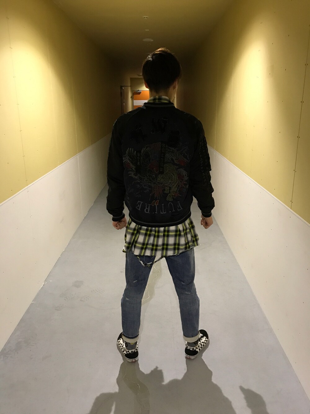 「Diesel、ディーゼル、エキスポシティ」｜「DIESELのアイテム（スカジャン、ブラック系）」を使った、yu-----kiさん（メンズ・178cm）の春コーディネートの1枚目の写真