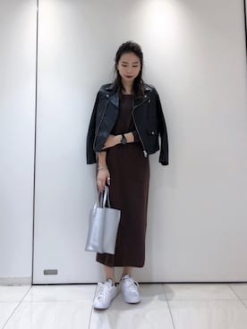 「URBANRESEARCH」｜「アイテム（ライダースジャケット）」を使った、たなかまいさん（レディース・168cm）の秋コーディネート