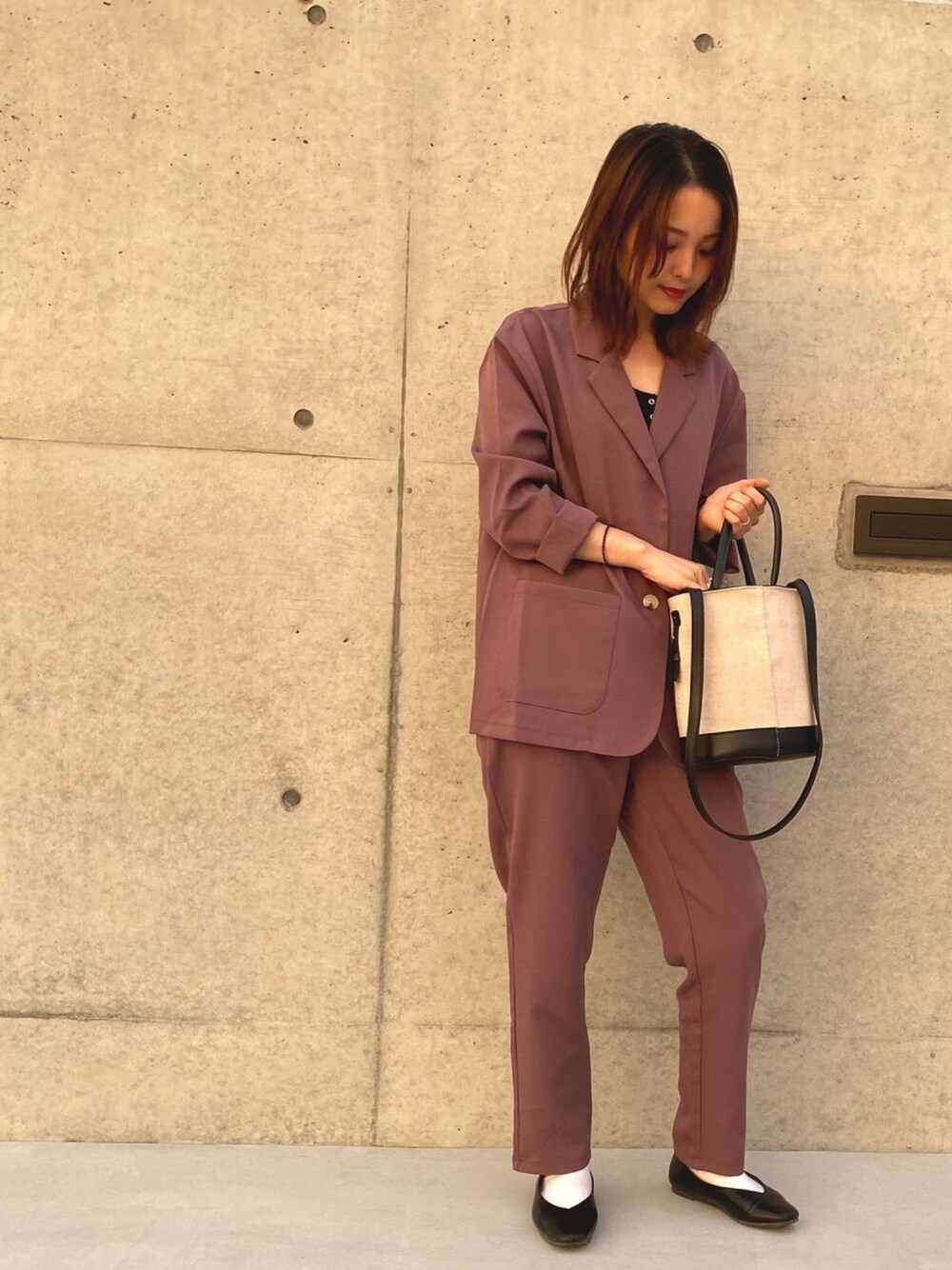 「プチプラ、秋服、セットアップ、低身長コーデ、オトナカジュアル、156cm、秋服準備はじめました」｜「GRLのアイテム（セットアップ、ピンク系）」を使った、che.jさん（レディース・156cm）の秋コーディネートの1枚目の写真
