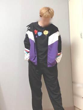 肘からマヨネーズさんのコーディネート