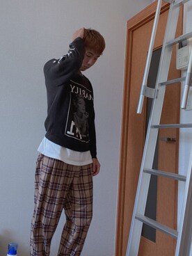 肘からマヨネーズさんのコーディネート