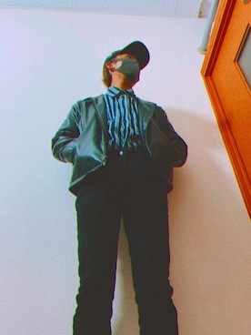 肘からマヨネーズさんのコーディネート