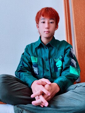 肘からマヨネーズさんのコーディネート