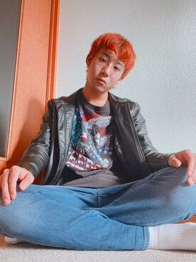 肘からマヨネーズさんのコーディネート